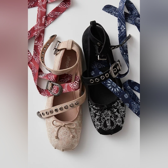 FREE PEOPLE Suede Leather Vintage-inspired Buckle Ballet Flats US 10 / EU 41 - Picture 10 of 16